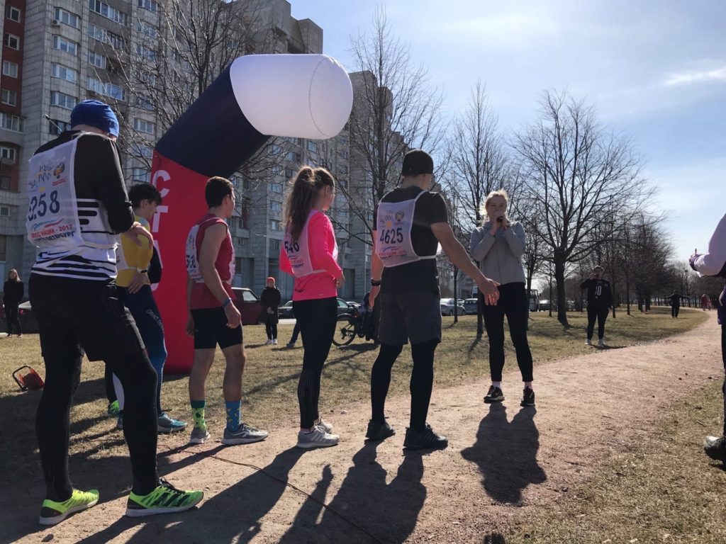 Студенты СПбГИПСР приняли участие в соревнованиях по бегу и скандинавской ходьбе 