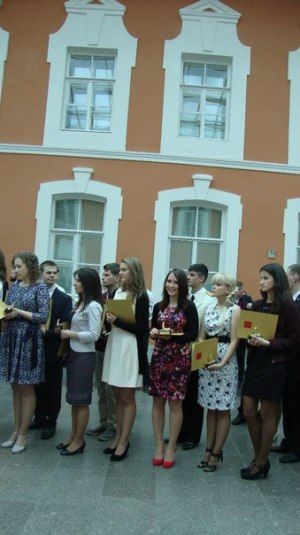 На церемонии чествования лучших выпускников вузов Институт представляла отличница Татьяна Куклис