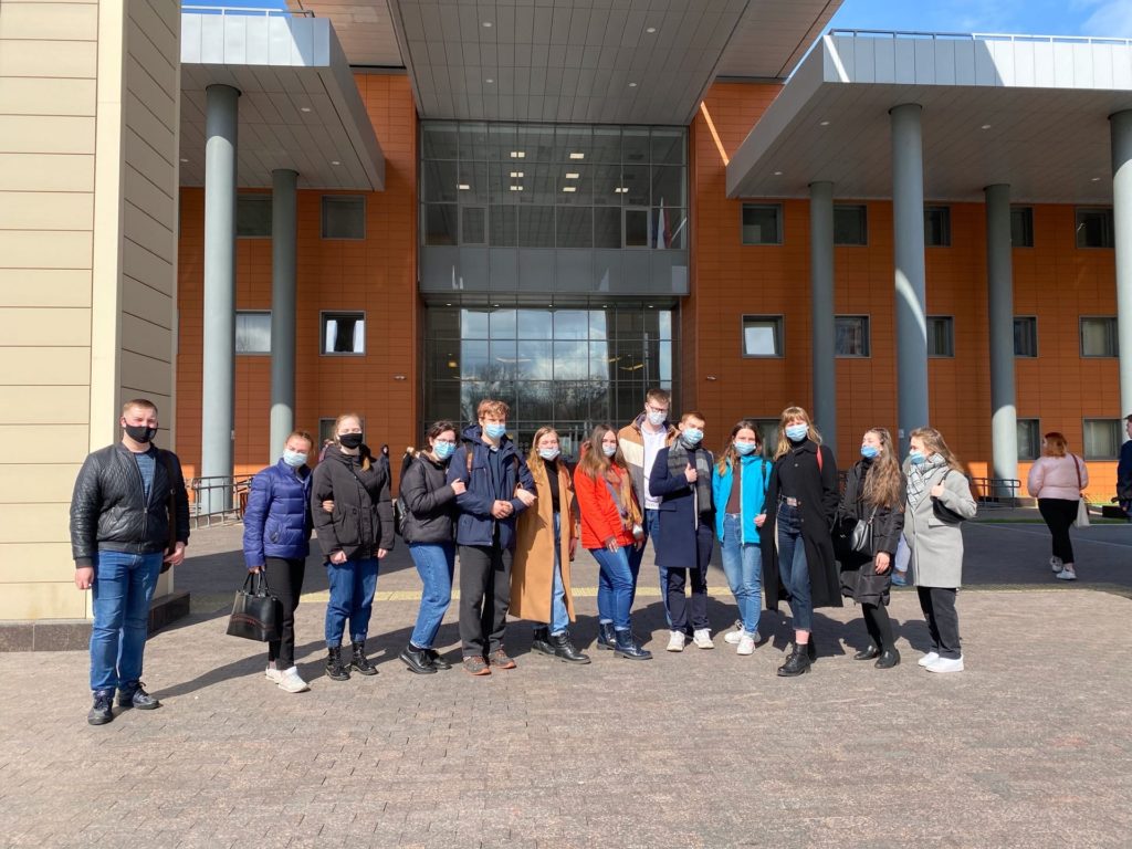 Студенты СПбГИПСР посетили музейно-выставочный центр 