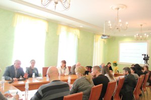На круглом столе в Институте обсуждали проект Нравственного кодекса Петербуржца