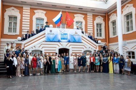 Cостоялась церемония чествования лучших выпускников вузов Санкт-Петербурга