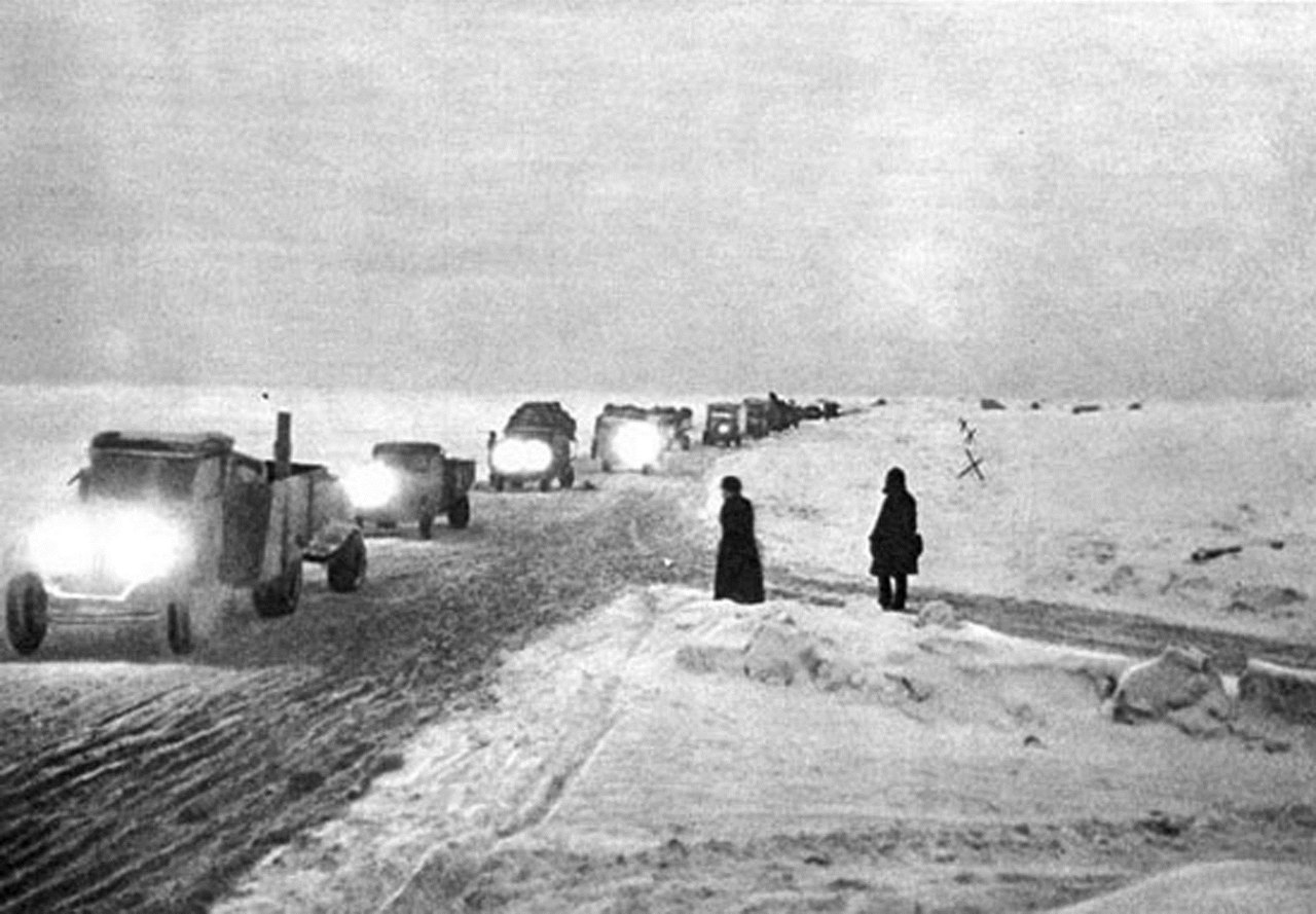 22 ноября - День начала работы ладожской ледовой Дороги жизни