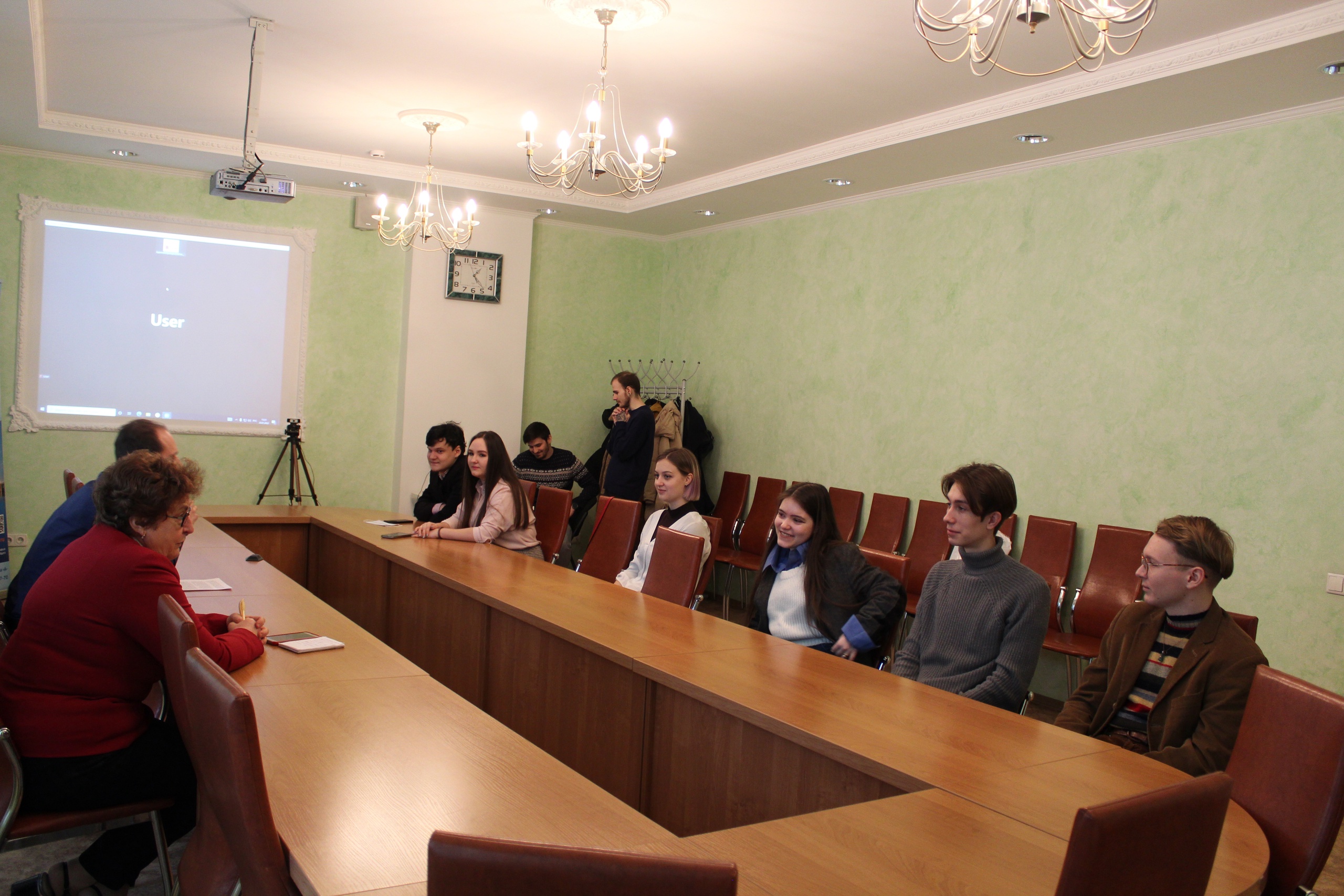 Состоялась онлайн-встреча председателя Комитета по социальной политике Санкт-Петербурга Фидриковой Е.Н. со студентами Института