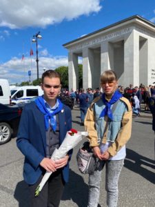 Студенты Института приняли участие в возложении цветов на Пискаревском кладбище