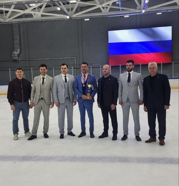 Ректор Института В.В. Лютов стал почетным гостем турнира по следж-хоккею на Кубок Губернатора Санкт-Петербурга